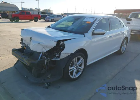 2012 Volkswagen Passat 3.6L V6 Se z USA, uszkodzony, nr VIN 1VWBM7A32CC095353